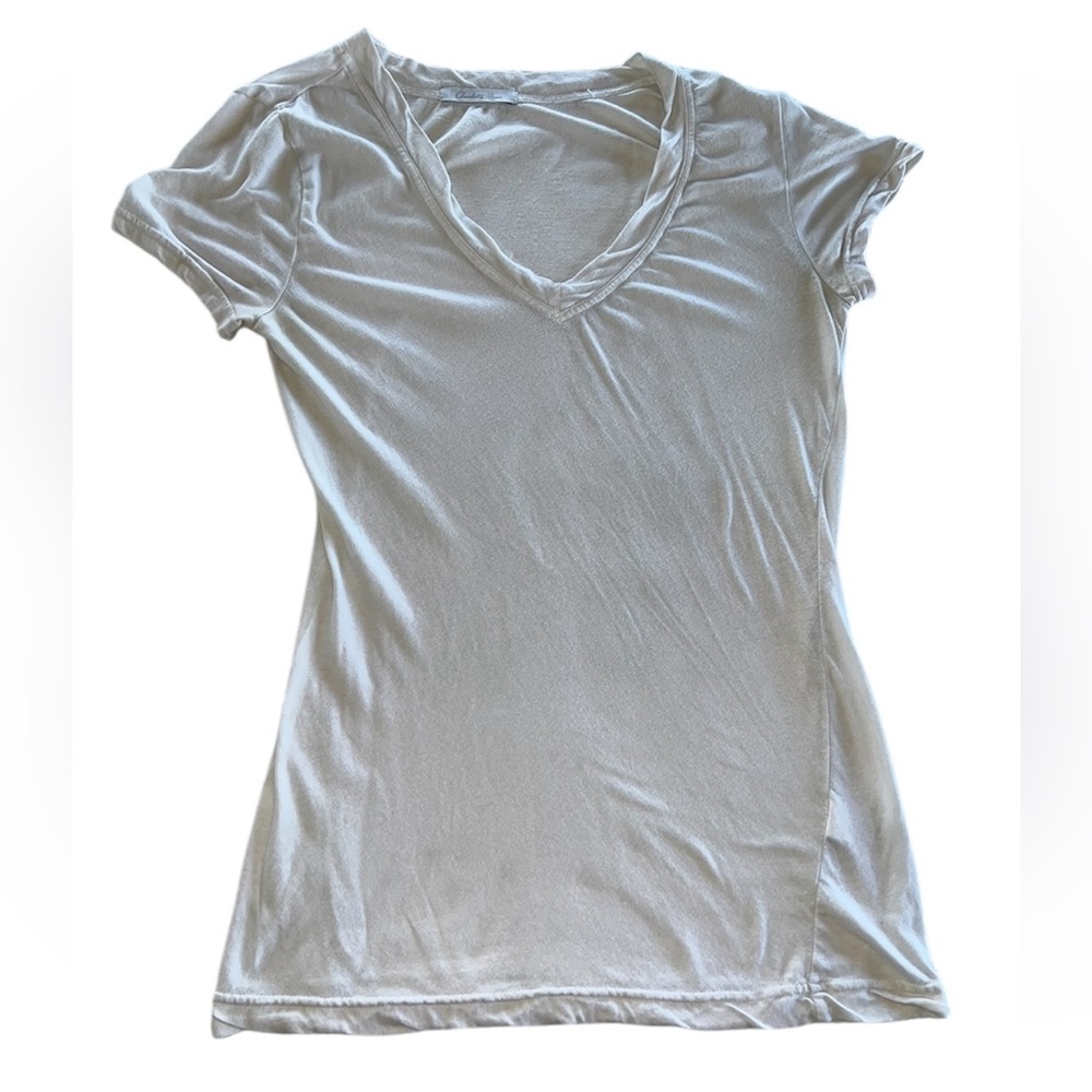 Charlotte Russe Y2K White V-Neck Short Sleeve Tee Size Medium